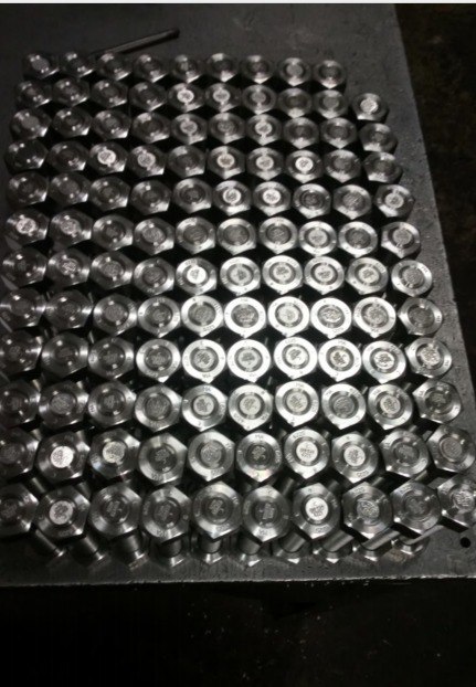 Шпильки с гайками по ASME